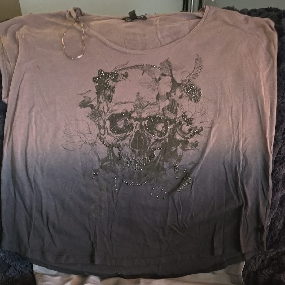 Rock & Republic Purple Skull Graphic Tee